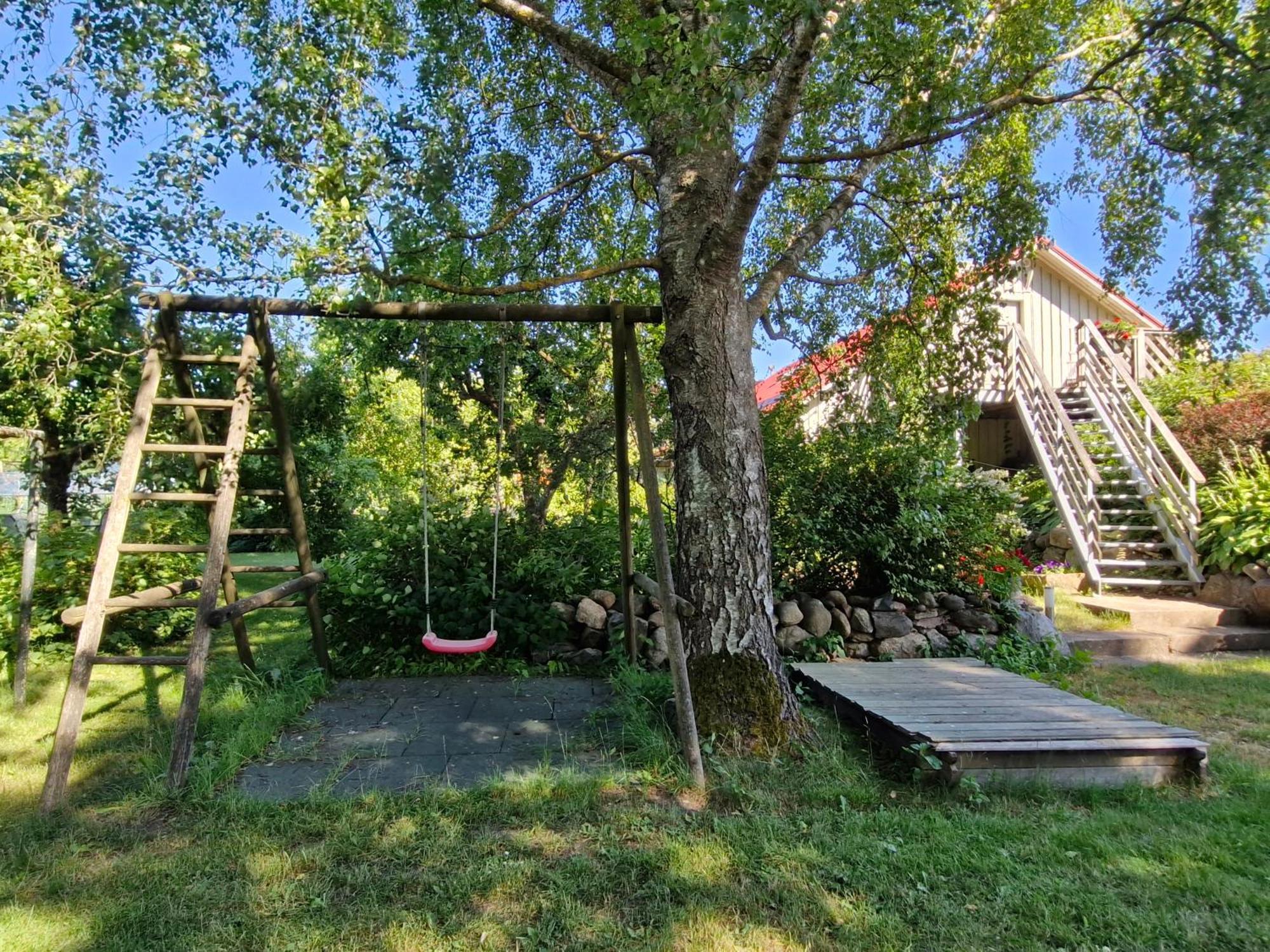 Piibelehe Guest Accommodation Курессааре Экстерьер фото