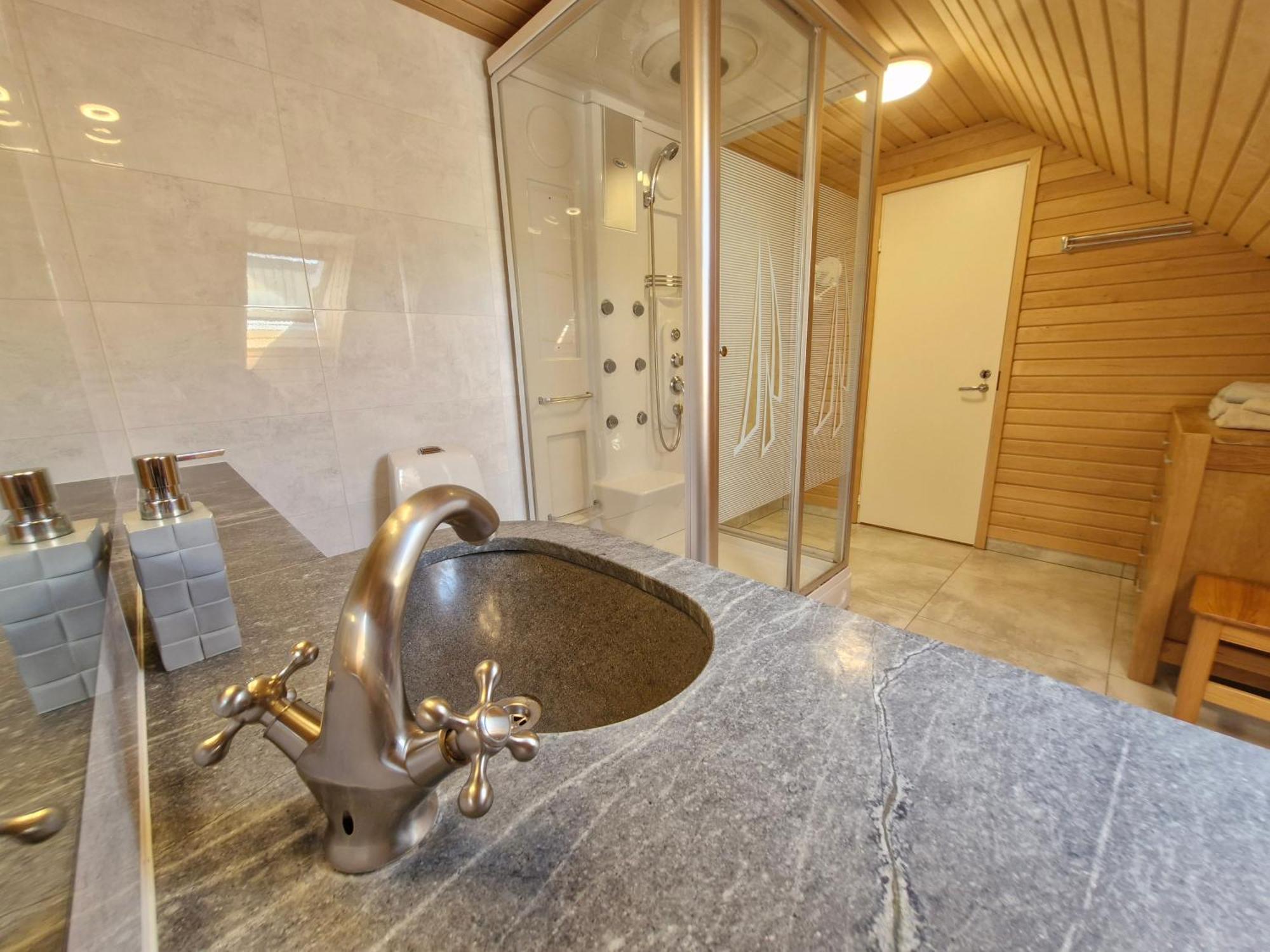Piibelehe Guest Accommodation Курессааре Экстерьер фото